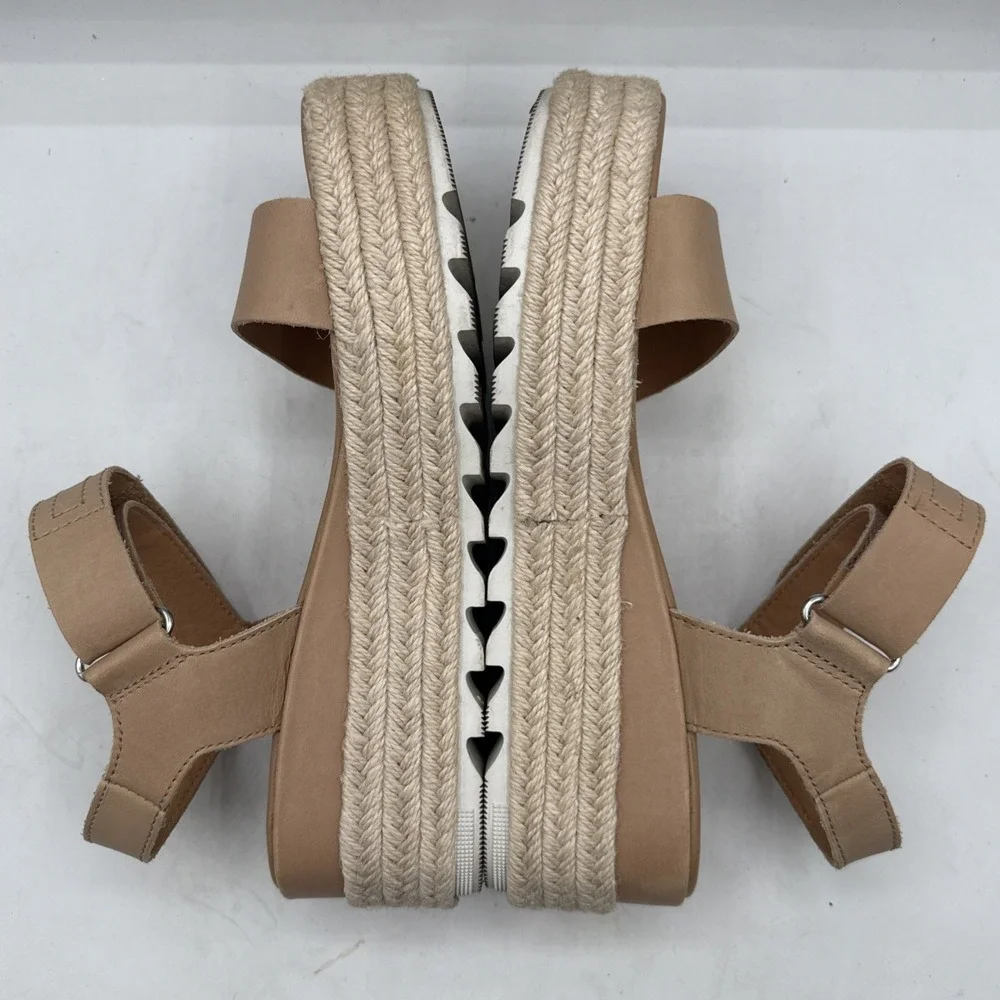 Sorel Cameron Flatform Women's Sz US 7 Honest Beige Hook & Loop Wedge Sandals